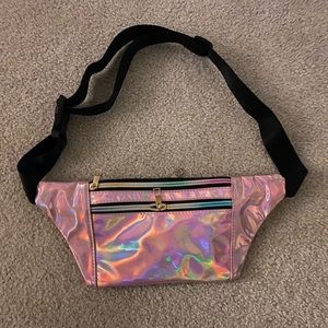 NWOT Festival Fanny Pack in Reflective Pink